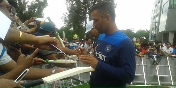 Team India meets fans ahead of ‘Boxing Day’ Test against Australia