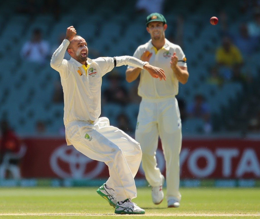 Nathan Lyon satisfied with umpiring, after MS Dhoni asked for improvement