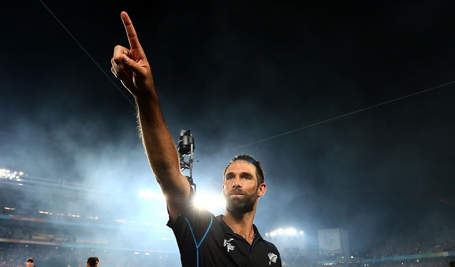 ‘Not so calm’ Grant Elliott dedicates win to fans as New Zealand break semifinal hoodoo