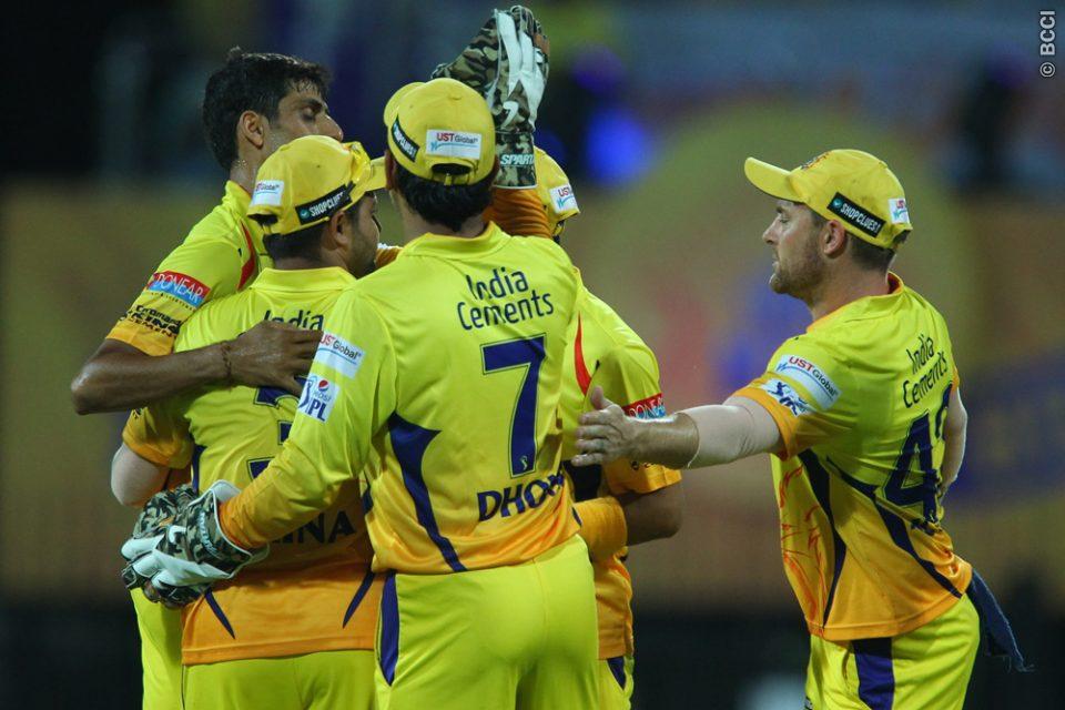 IPL 2015: Super Kings looking to extend advantage with another win