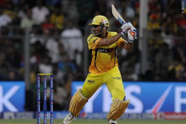 IPL 2015: MS Dhoni knows how to win games, insists Michael Hussey
