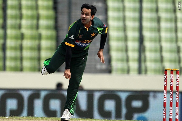 Mohammed Hafeez reported for suspect bowling action, again