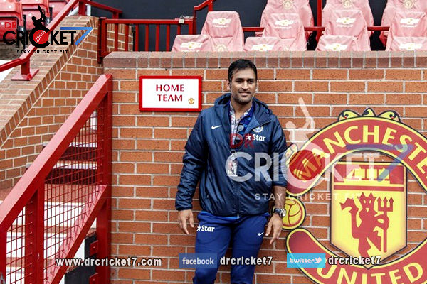 MS Dhoni Manchester United