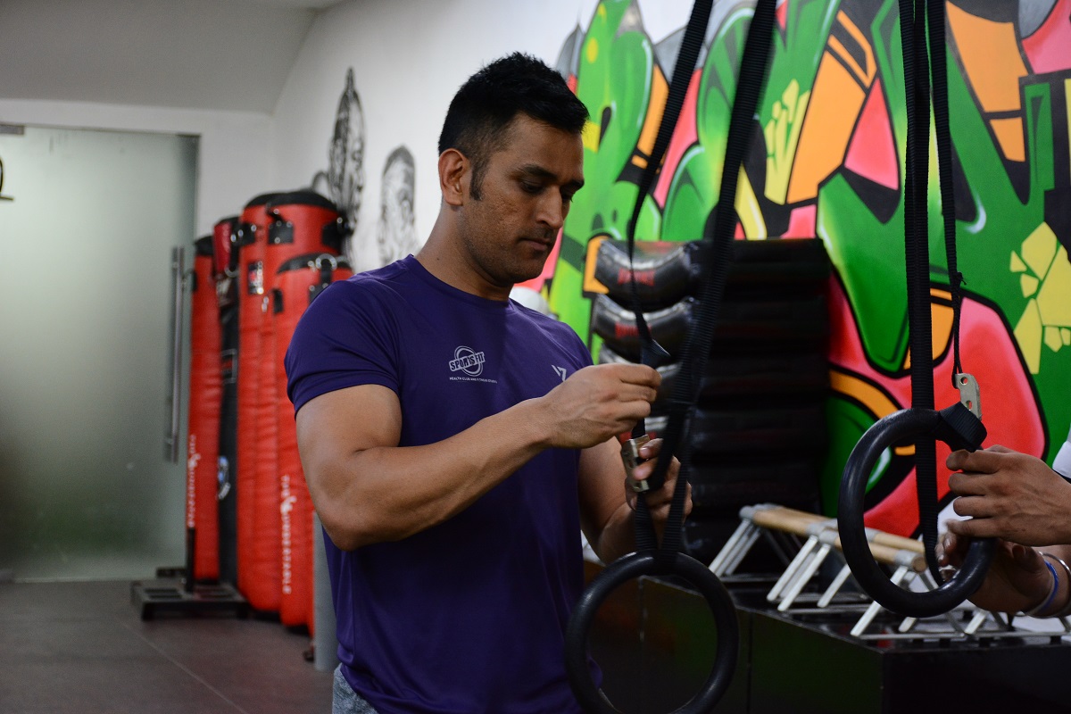 Latest Pic of MS Dhoni Working Out at SportsFit World