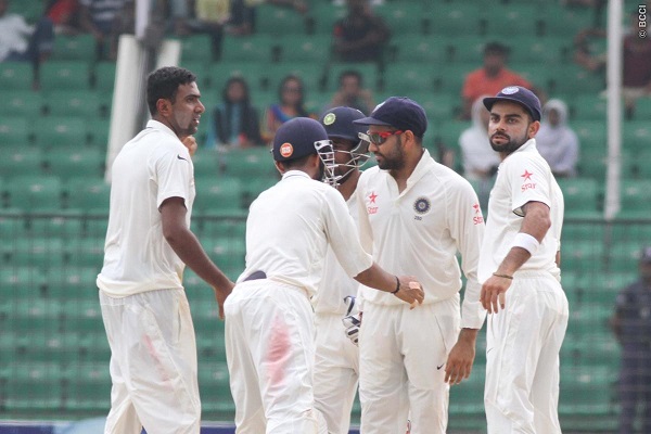 Ashwin, Harbhajan spice up things on final day, but Test ends in a draw