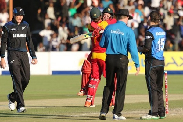 Craig Ervine steers Zimbabwe to stunning run-chase against New Zealand