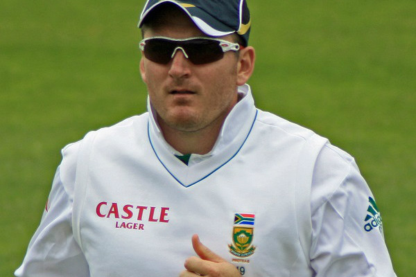 Virgo Super Kings Graeme Smith Gives Youngsters Masterclass In Dubai [VIDEO]