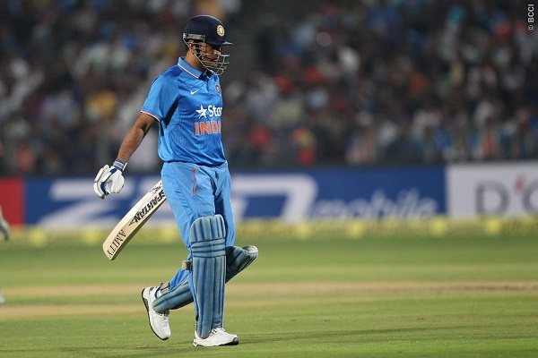 MS Dhoni's Team India Tested in English Conditions at Home