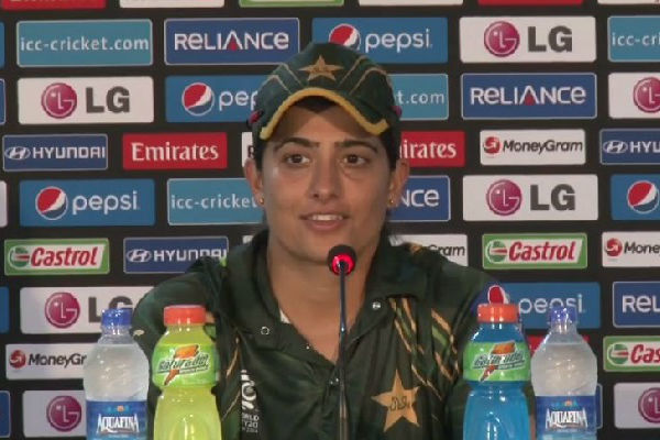 MS Dhoni is my Favorite Cricketer, Pakistan Women Captain Sana Mir