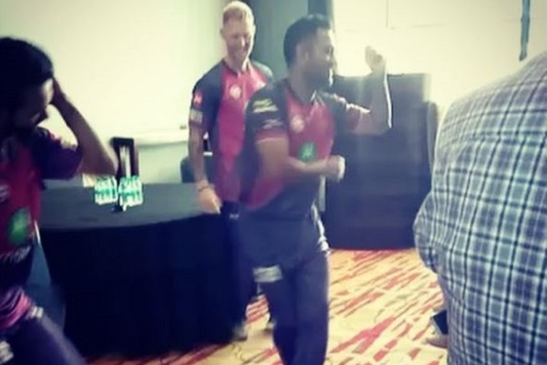Watch MS Dhoni Showcasing his Dancing Skills in this Video