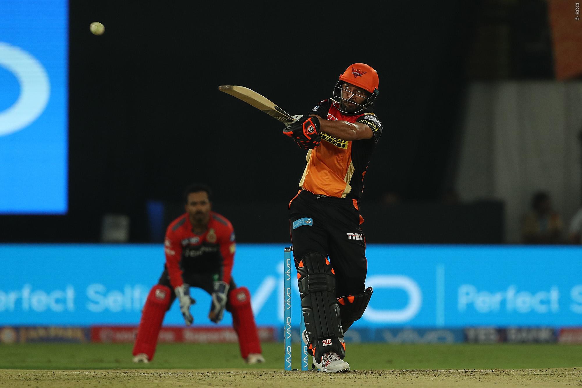 Yuvraj Singh Starts his IPL Season with a Bang