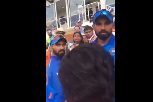 Watch MS Dhoni Pacifies Angry Mohammad Shami